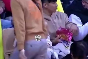 导播真是有一双善于发现美的眼睛，这必须加鸡腿！😍