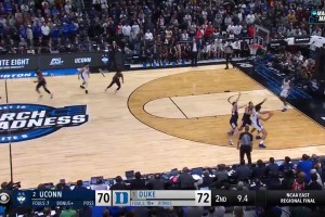 💥神奇剧本！杜克最后10秒领先2分，离奇失误惨遭康大logo三分绝杀！